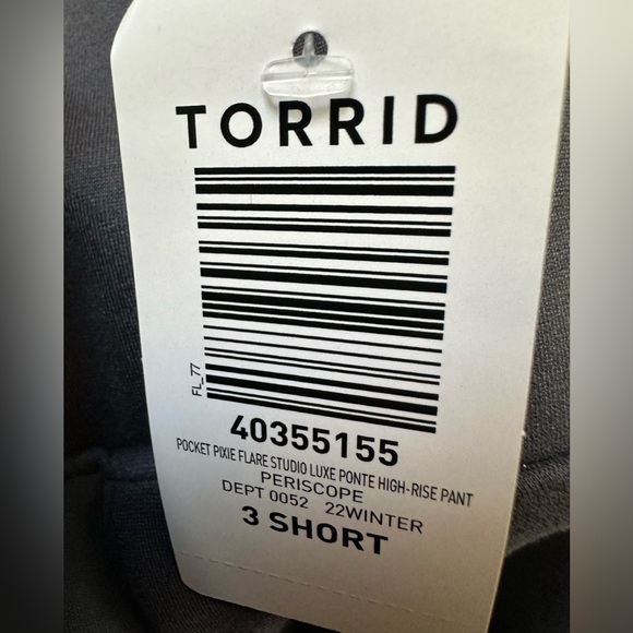 Torrid Pants, size 3S - Picture 4 of 4